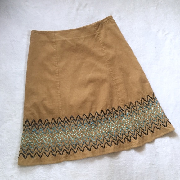 Boden Dresses & Skirts - Boden Flippy Cord Skirt